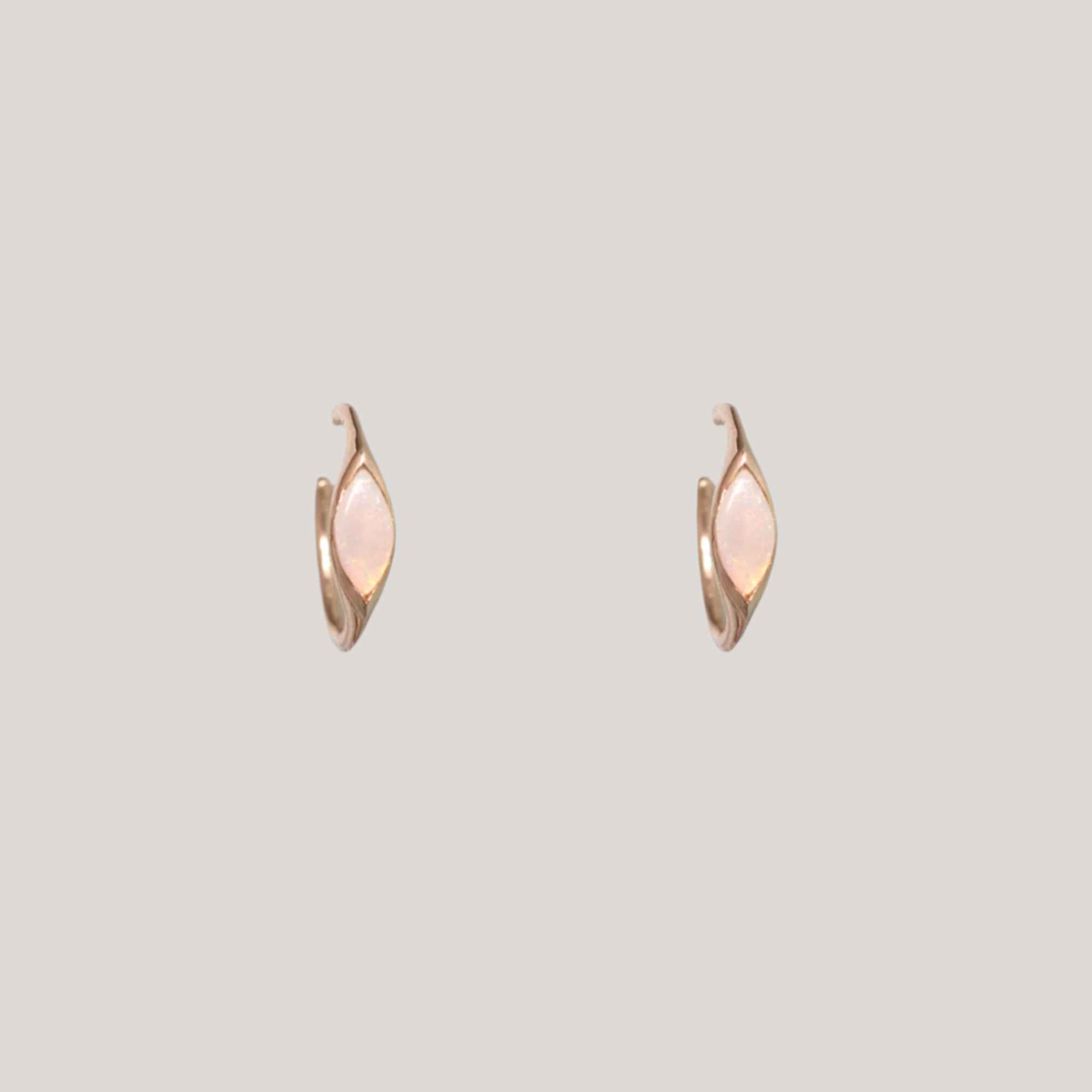 opal gold ear cuffling