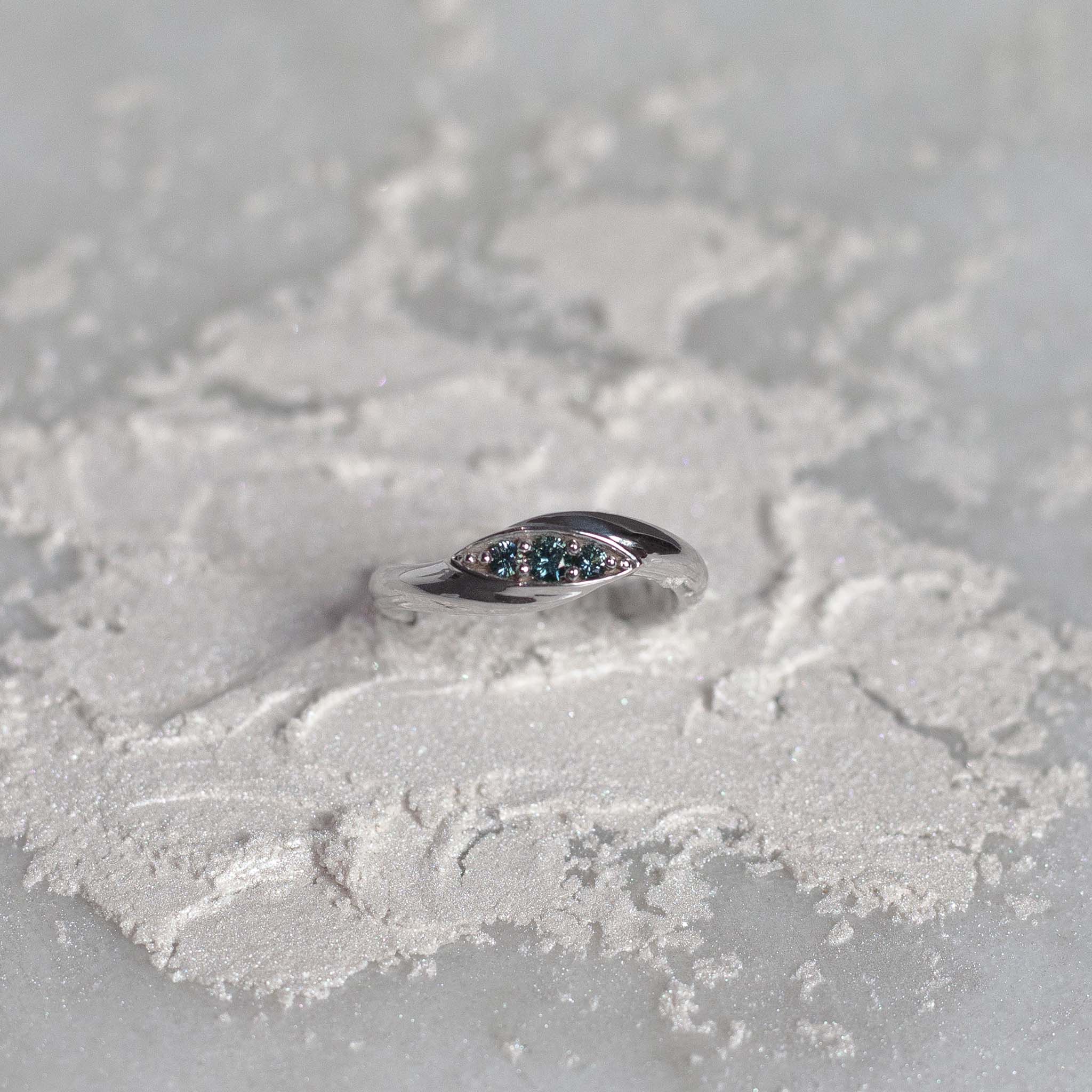 TALES OF THE OCEAN — Blue Sapphire Gold Ring