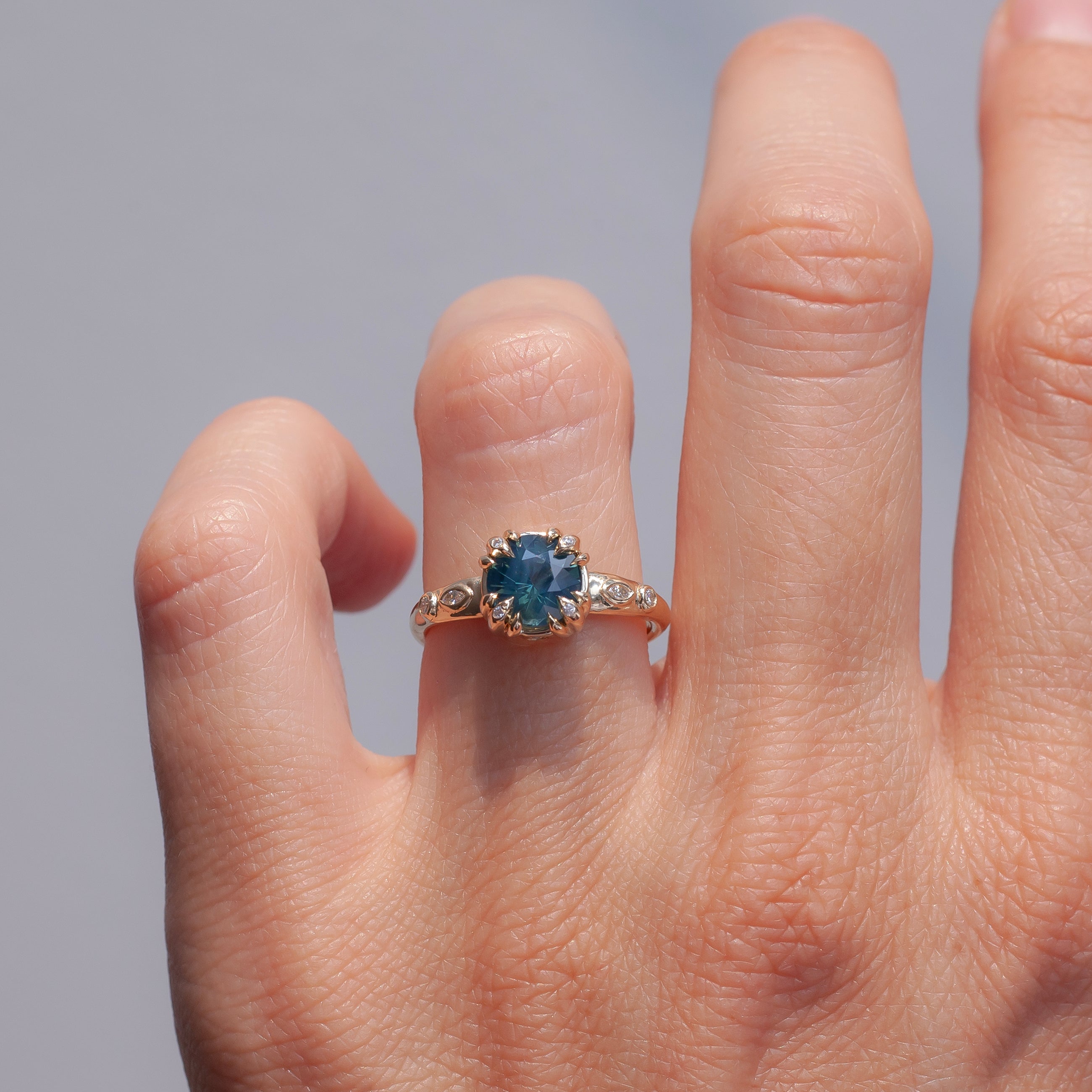 blue sapphire and diamond engagement ring