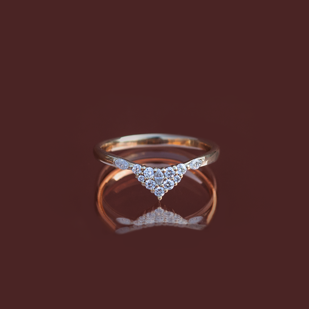 delicate gold ring