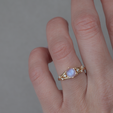 gold ring moonstone
