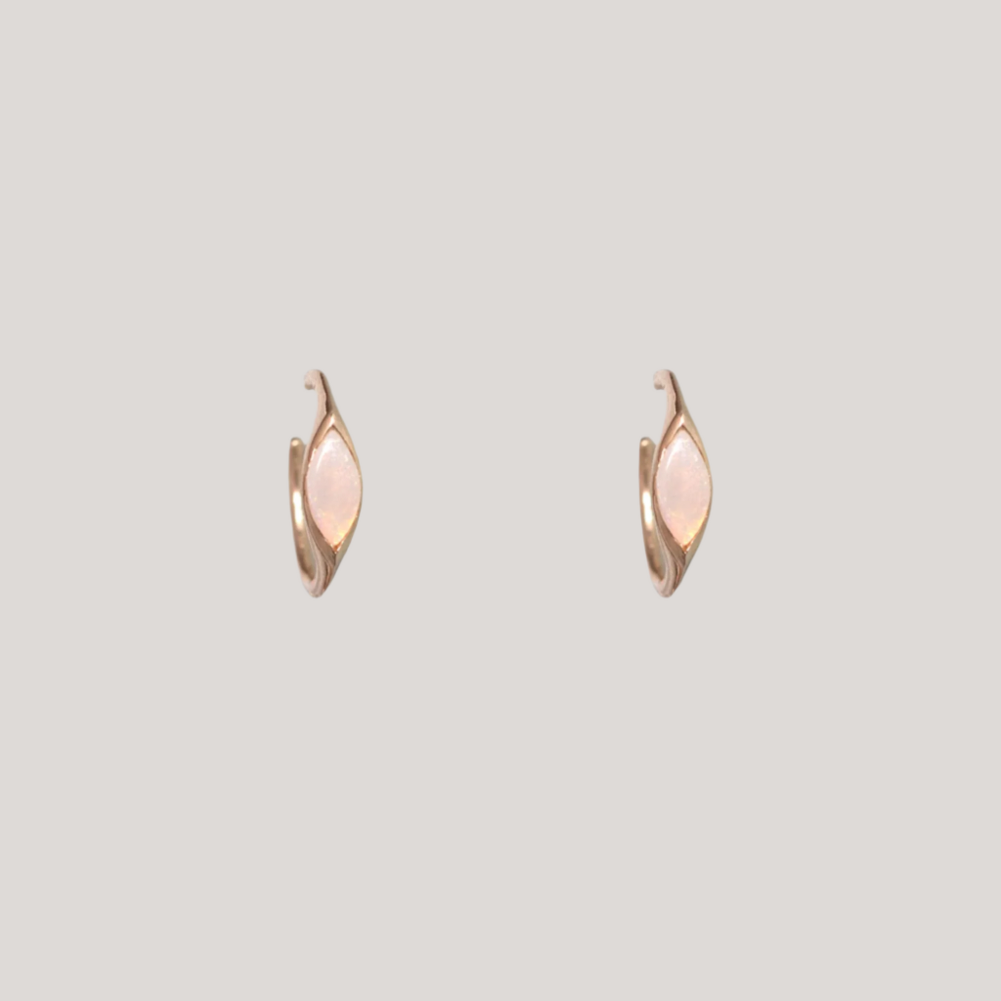 opal gold ear cuffling
