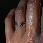 blue sapphire gold ring