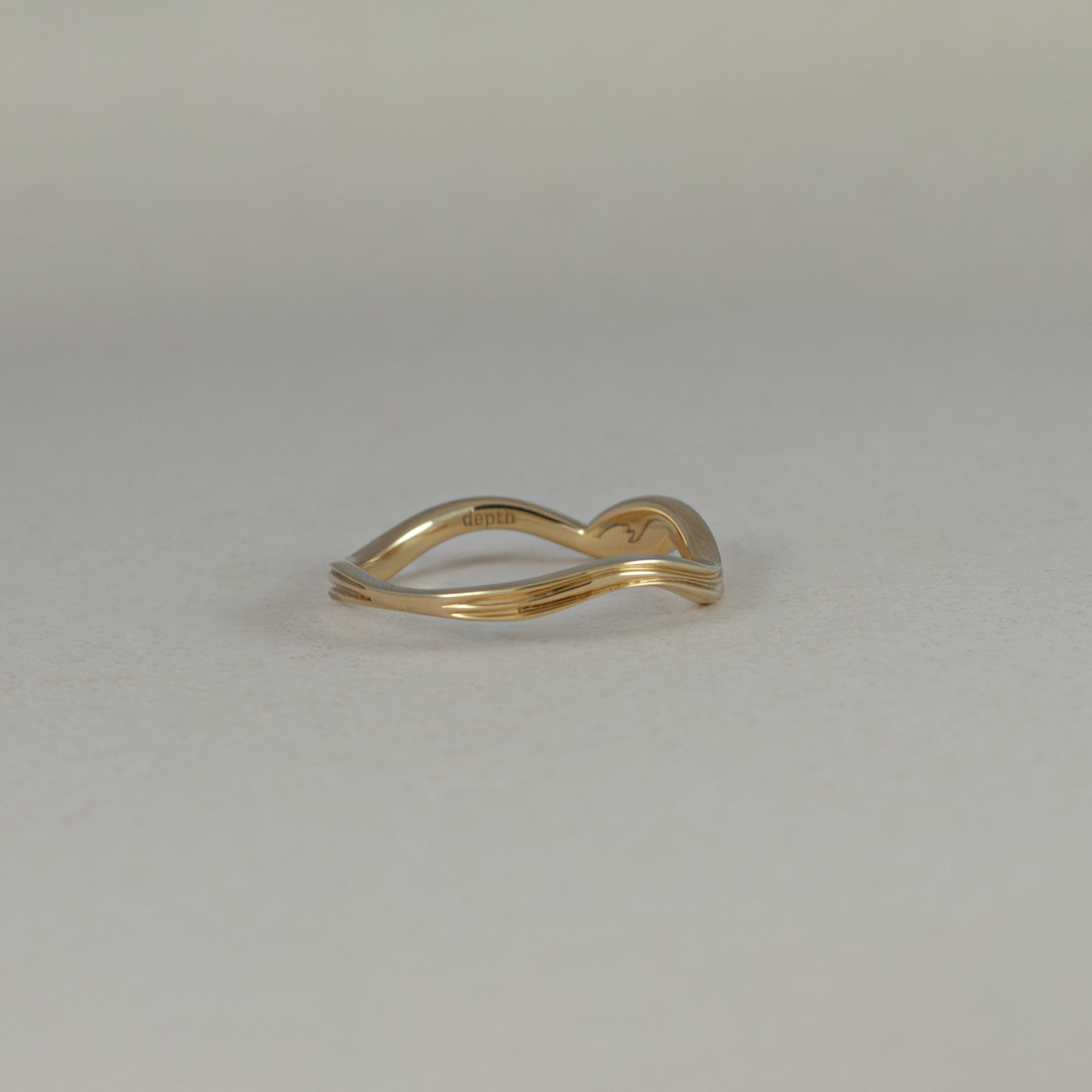 gold wave ring