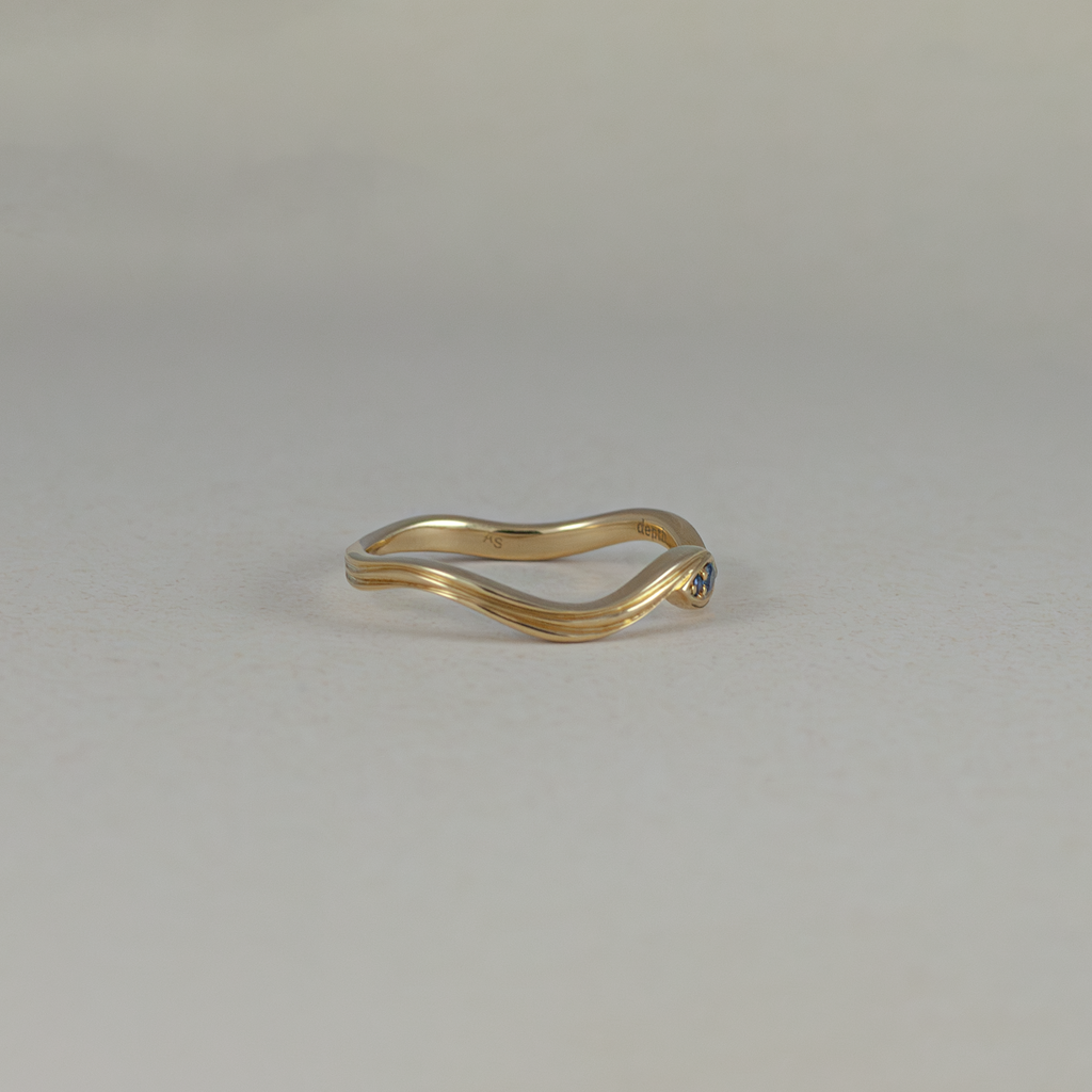 sapphire gold wave ring