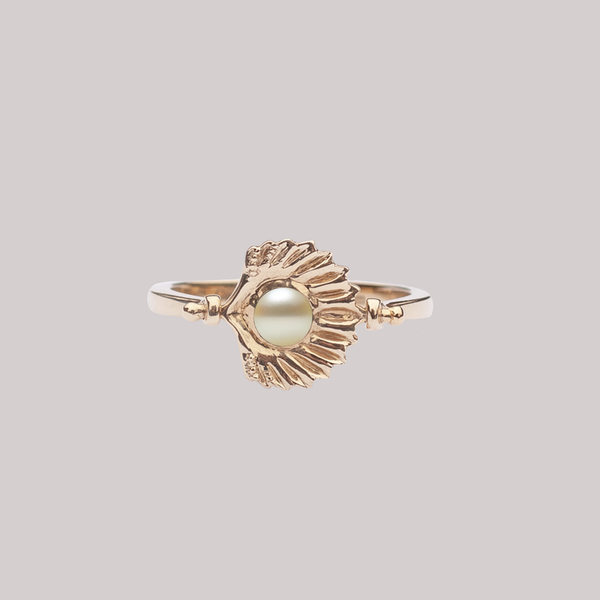 gold seashell ring