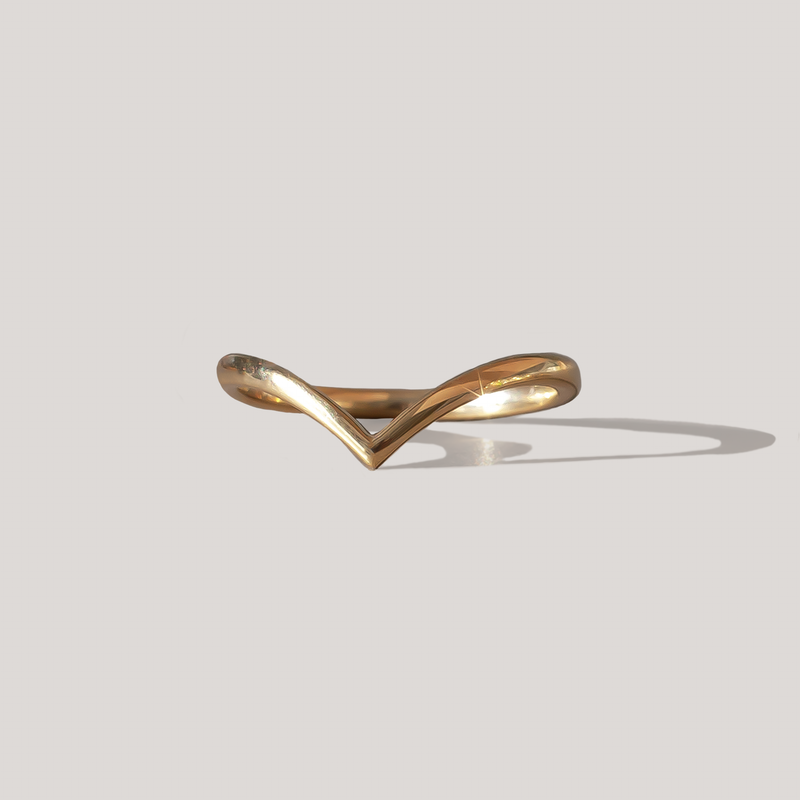 AMOUR — Chevron Ring