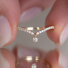 chevron contour diamond wedding ring