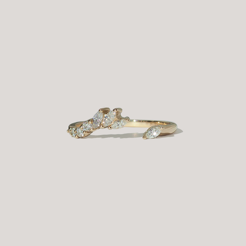 KAIRA — Asymmetrical Wedding Ring