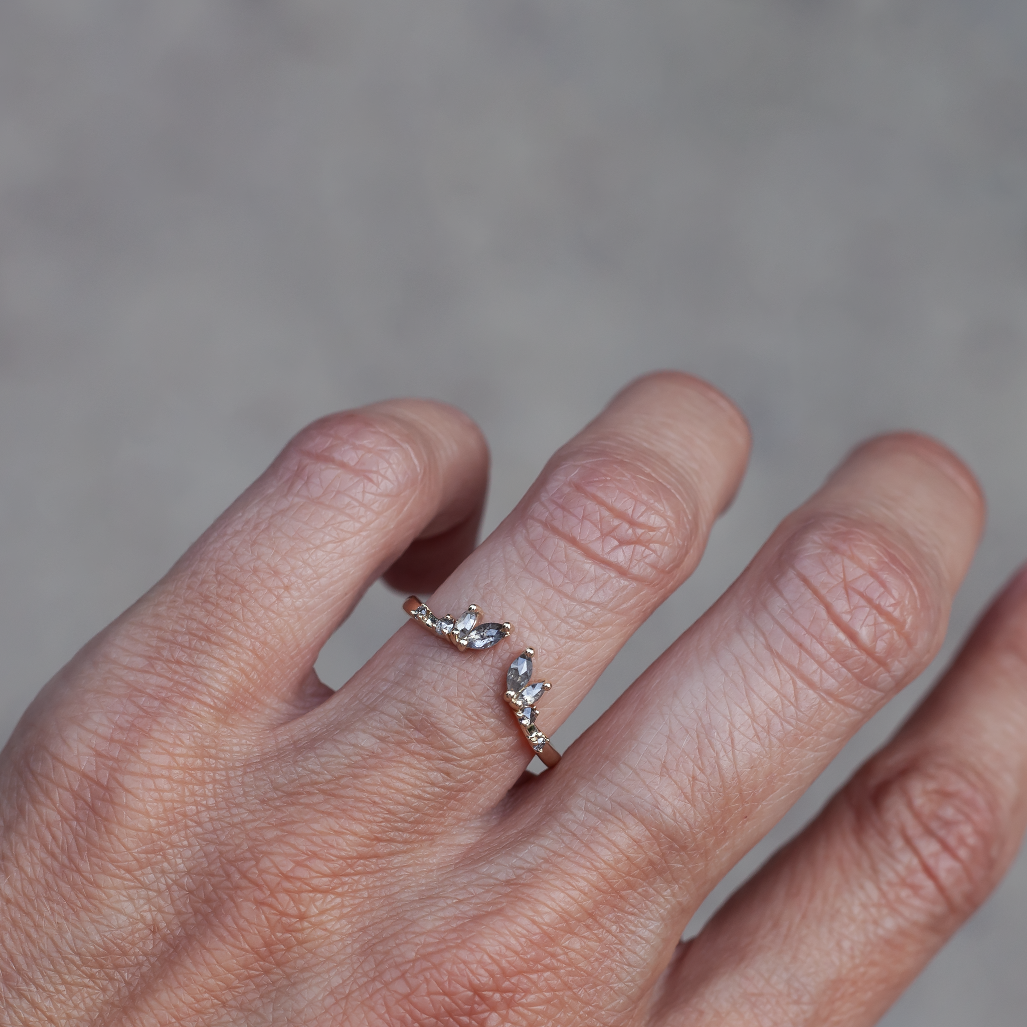 salt and pepper open ring