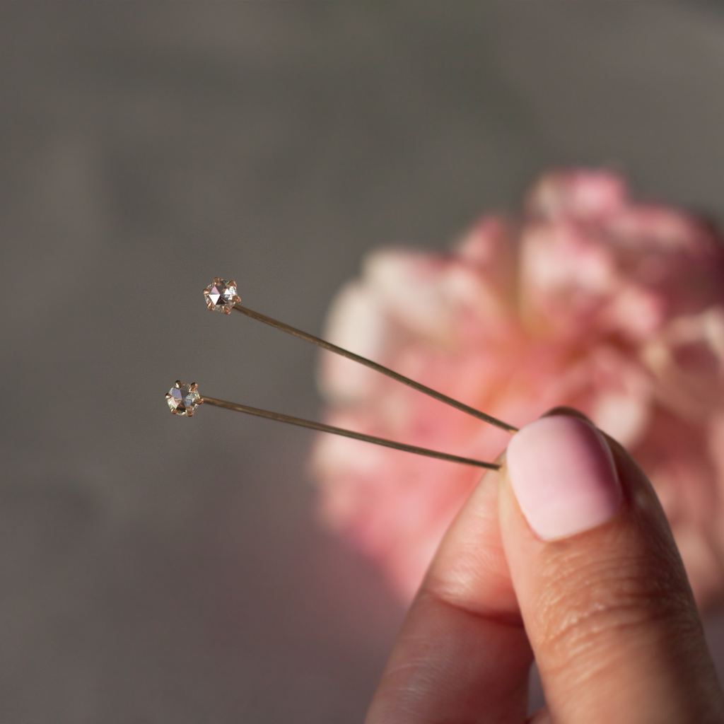 Round rose cut diamond earring threader, made in 14k gold.