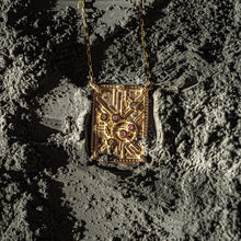 Diamond and Sapphire Necklace yellow gold